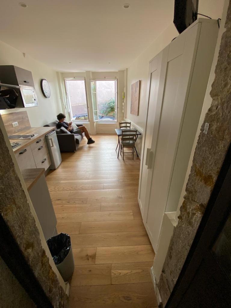 Lyon Standing Historic City Apartment מראה חיצוני תמונה